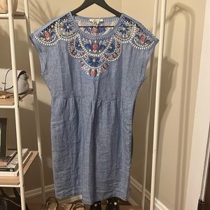 Fun chambray Boden dress with embroidered details! New with tags - never worn
